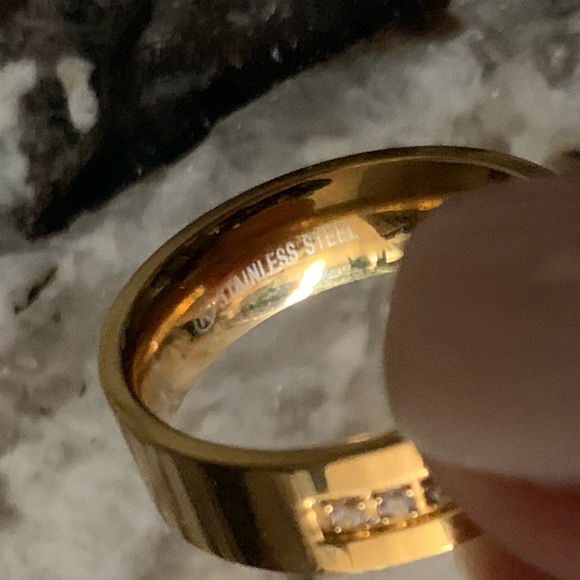 Vintage Gold Plated Ring, Stainless Steel & CZ Stones, Approx. Size 7 - Picture 4 of 6